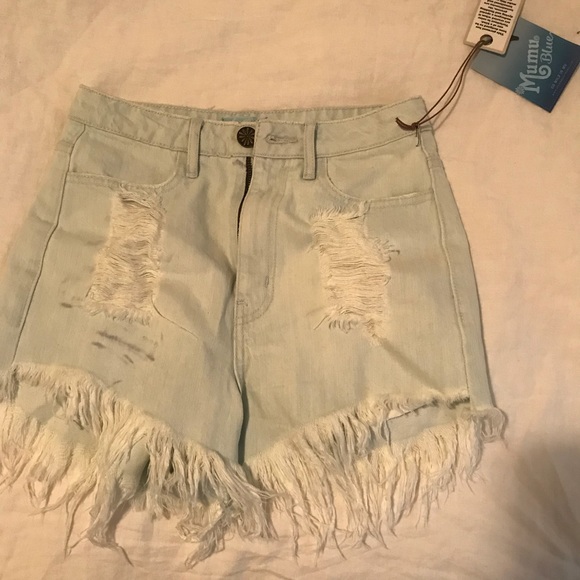 ShowMeYourMumu Wyoming High Waisted Shorts🌸🌸🌸 - Picture 2 of 6